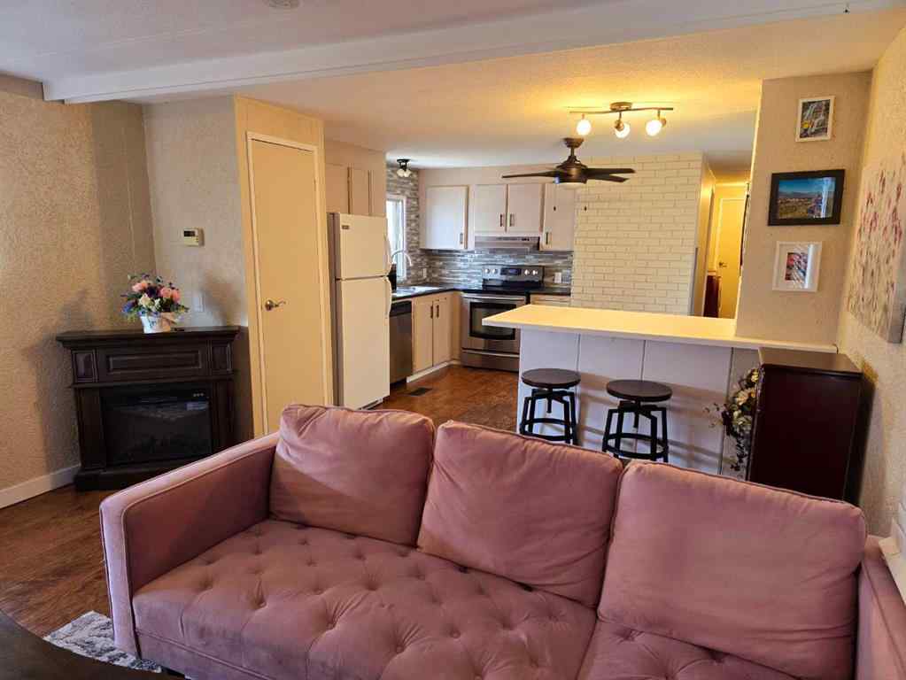MLS® A2191395 - Unit ##61 1410 43 Street S in Redwood Lethbridge, Mobile