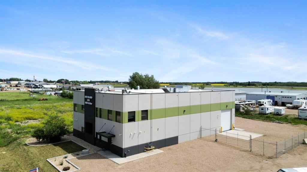 MLS® A2191497 - 4609 46 Avenue  in East Industrial Park Stettler, Commercial