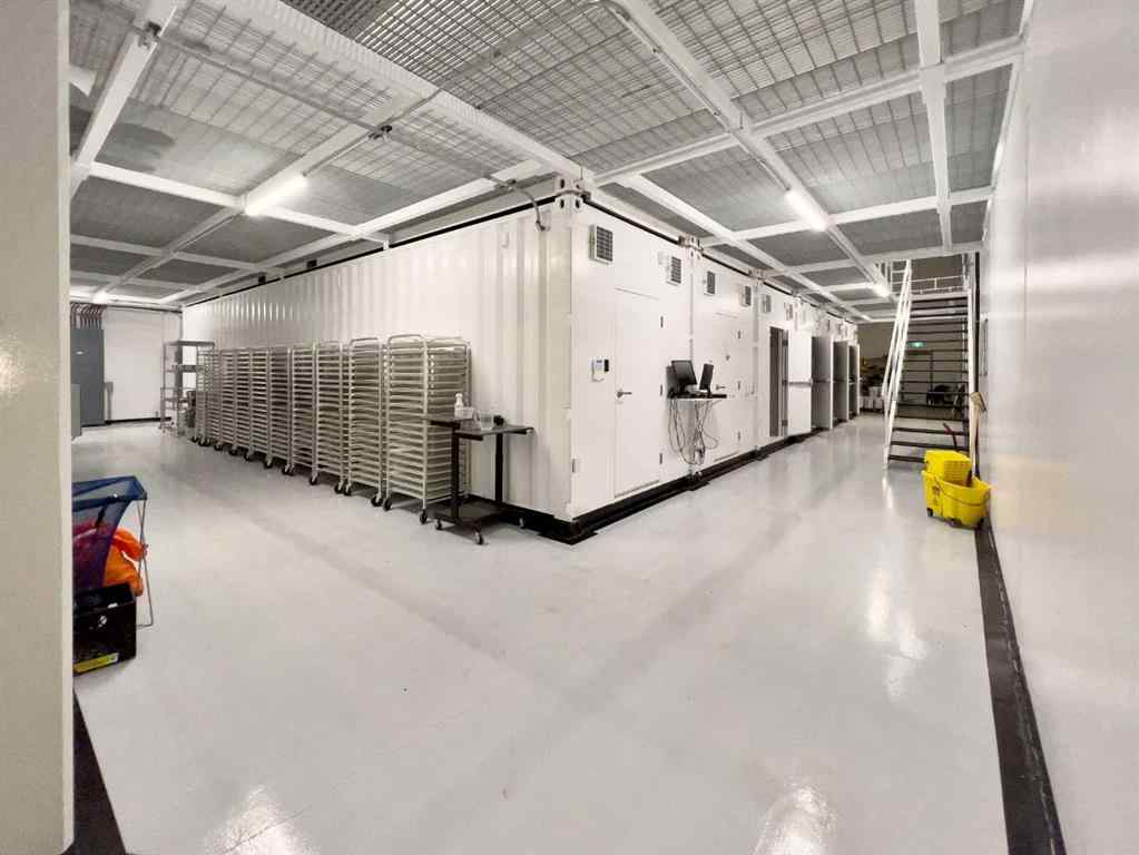 MLS® A2191497 - 4609 46 Avenue  in East Industrial Park Stettler, Commercial
