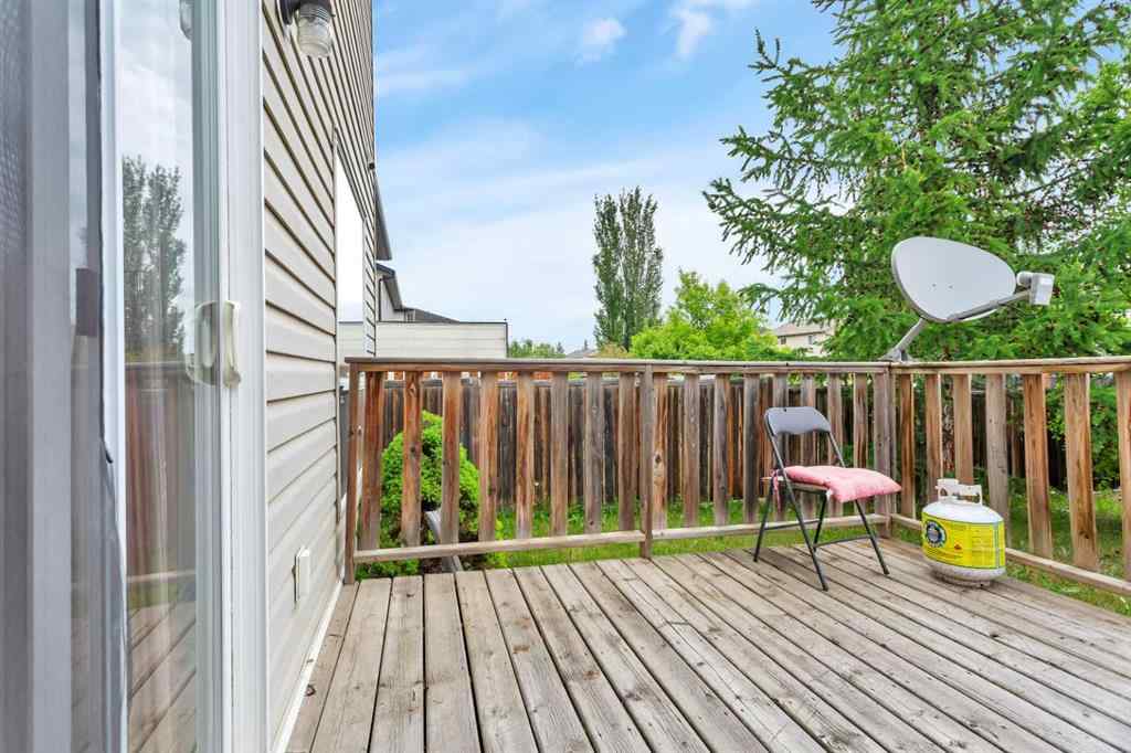 MLS® A2191512 - 116 Arthur Close  in Aspen Ridge Red Deer, Residential