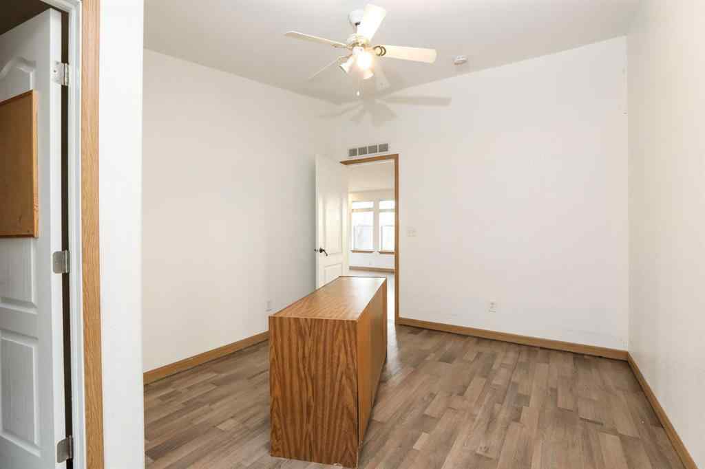 MLS® A2191543 - 112001B Hays Road E   in NONE Rural Taber, M.D. of, Residential