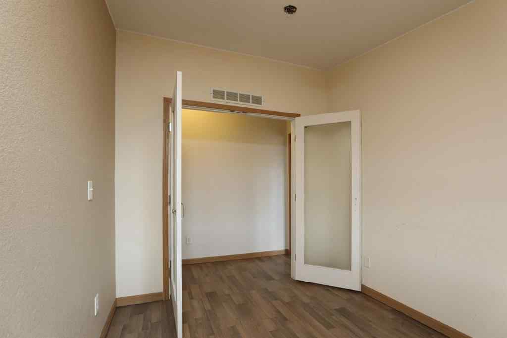 MLS® A2191543 - 112001B Hays Road E   in NONE Rural Taber, M.D. of, Residential