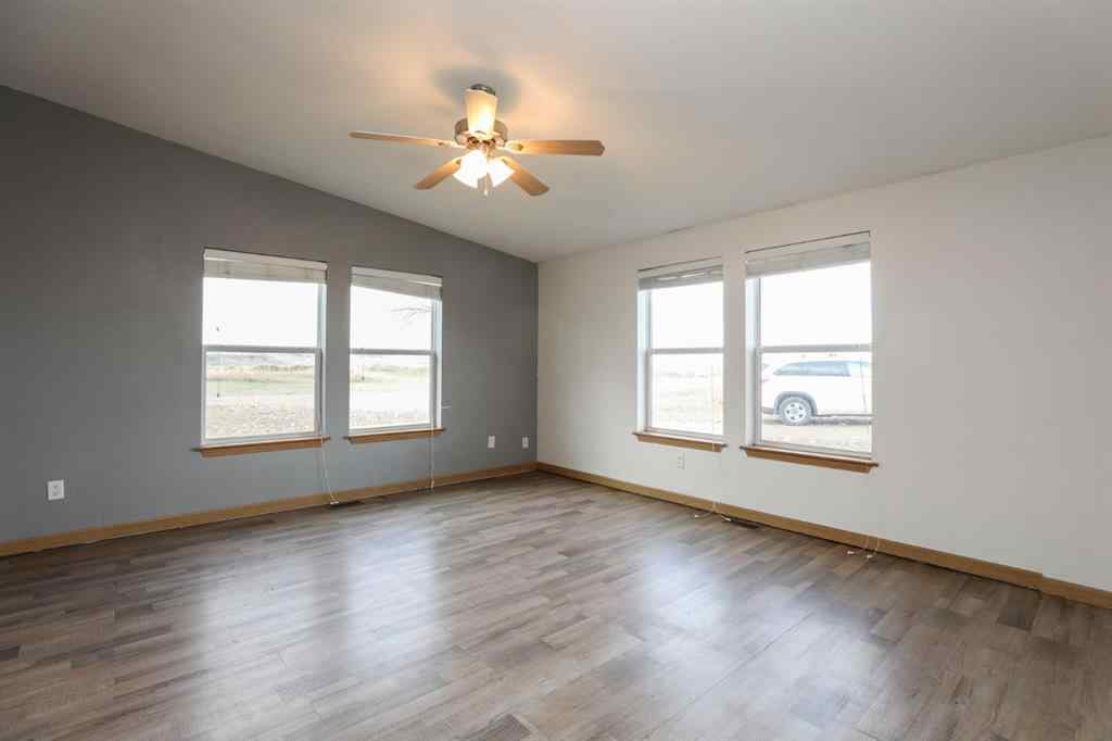 MLS® A2191543 - 112001B Hays Road E   in NONE Rural Taber, M.D. of, Residential