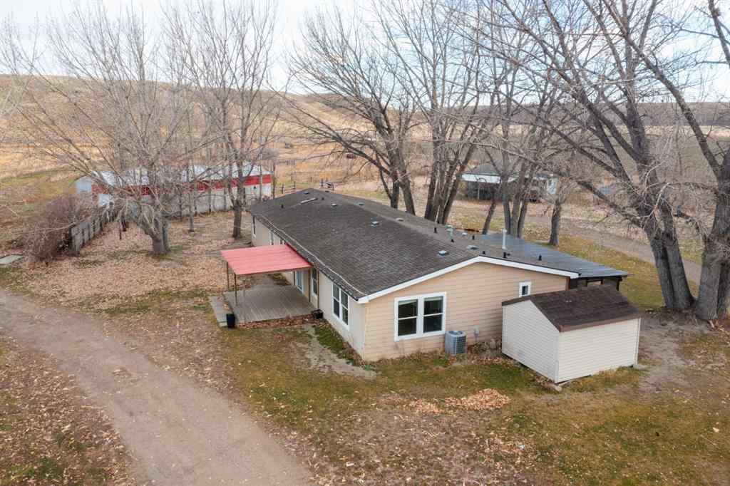 MLS® A2191543 - 112001B Hays Road E   in NONE Rural Taber, M.D. of, Residential