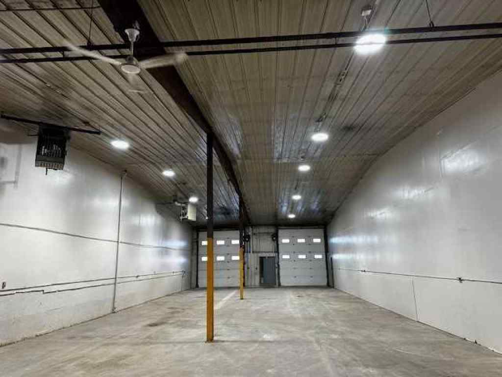 MLS® A2191580 - Unit #103 11037 92 Avenue  in Richmond Industrial Park Grande Prairie, Commercial
