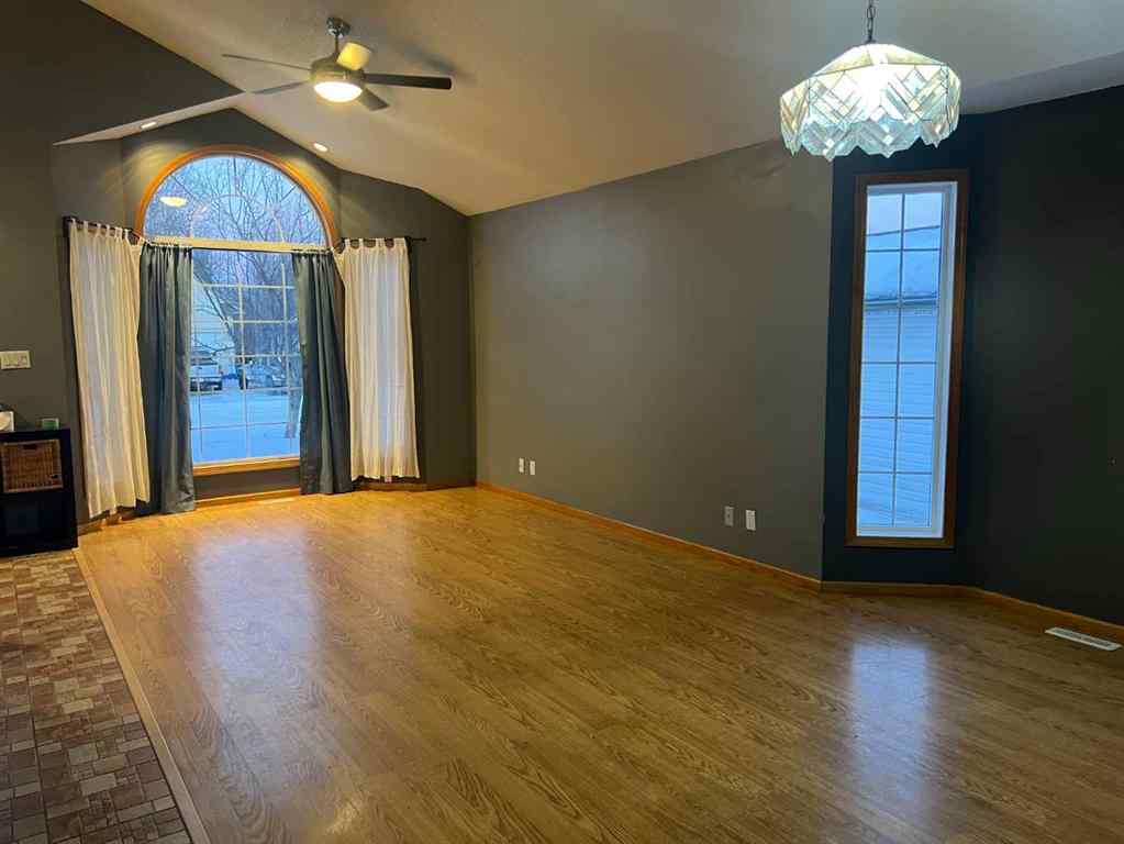 MLS® A2191654 - 307 8 Avenue  in NONE Fox Creek, Residential