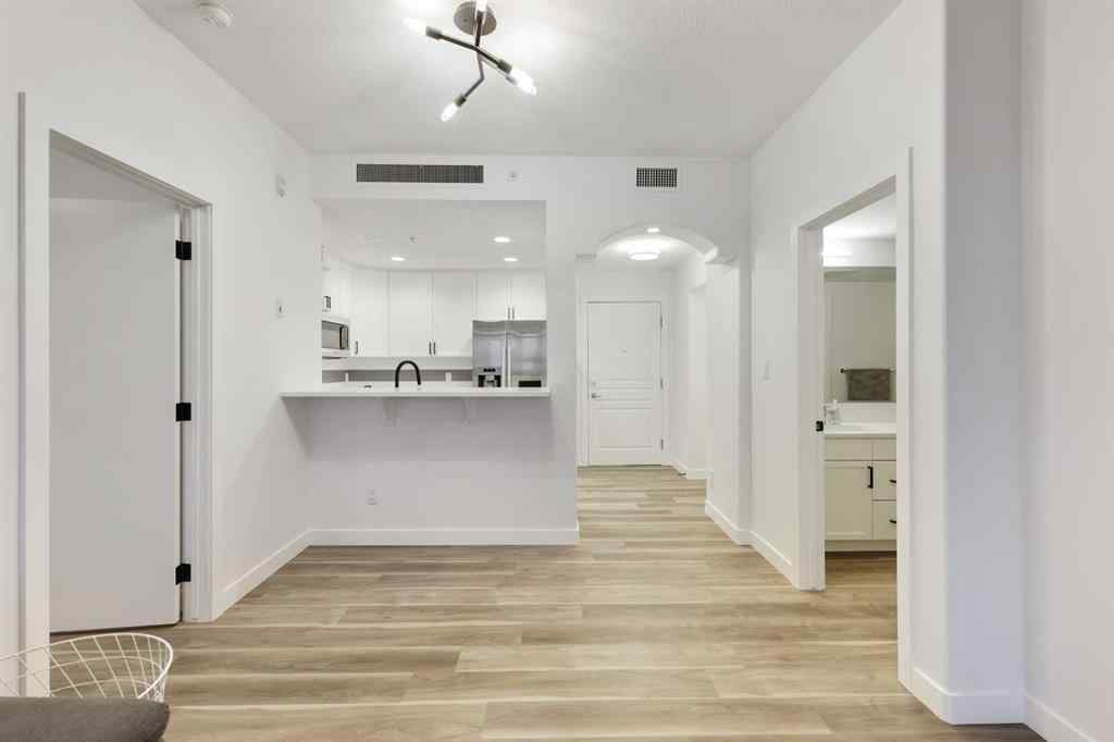 MLS® A2191744 - Unit #708 1718 14 Avenue NW in Hounsfield Heights/Briar Hill Calgary, Residential
