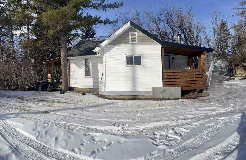 MLS® A2191778 - 4550 46 Avenue  in None Lacombe, Commercial