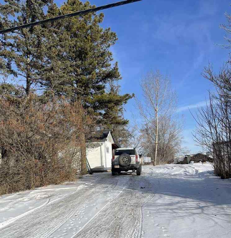 MLS® A2191778 - 4550 46 Avenue  in None Lacombe, Commercial