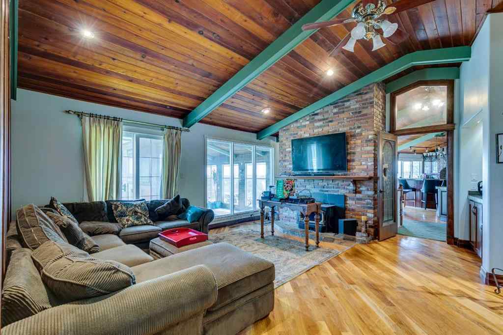 MLS® A2191909 - 354032 80 Street E in NONE Rural Foothills County, Residential