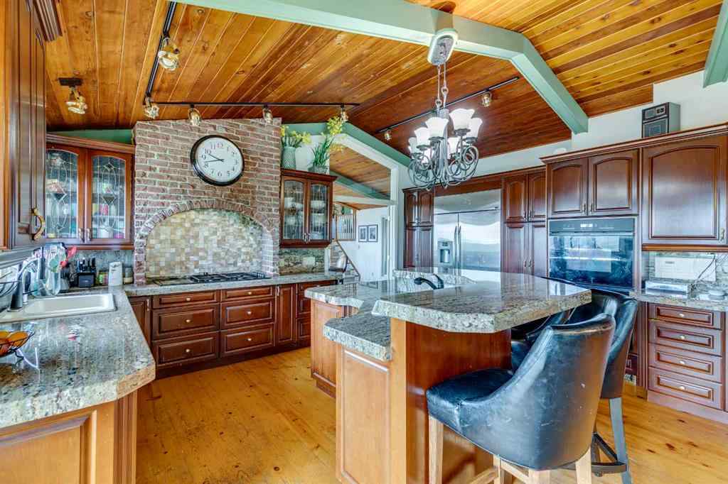MLS® A2191909 - 354032 80 Street E in NONE Rural Foothills County, Residential