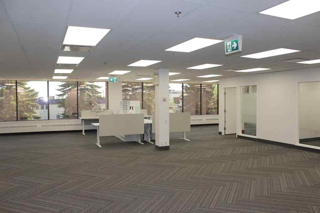 MLS® A2191922 - 550 71 Avenue SE in Fairview Industrial Calgary, Commercial