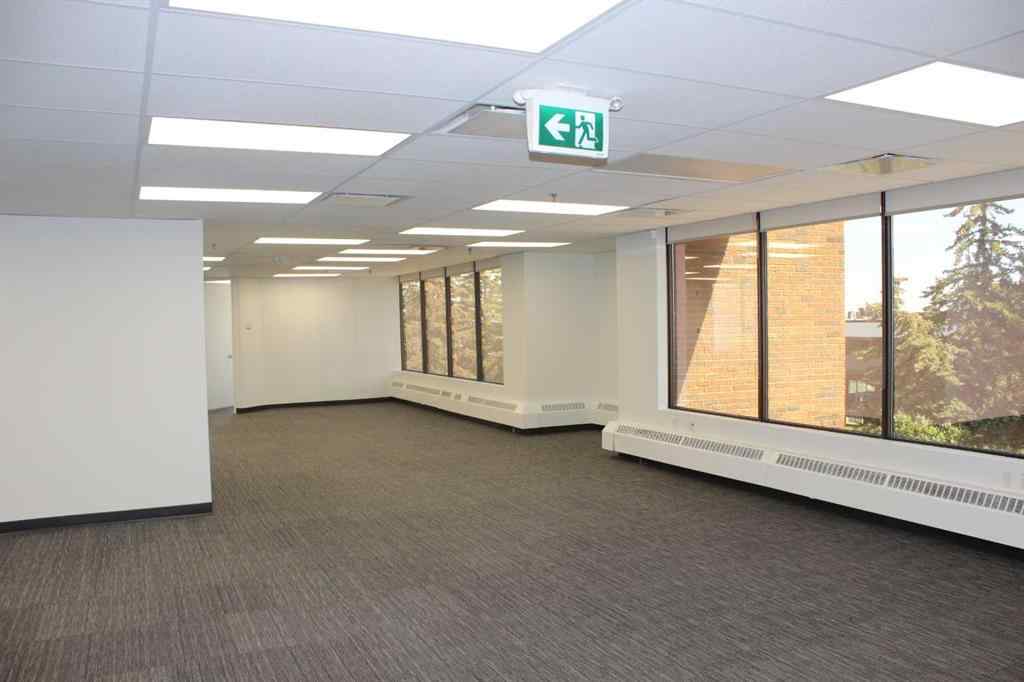 MLS® A2191922 - 550 71 Avenue SE in Fairview Industrial Calgary, Commercial