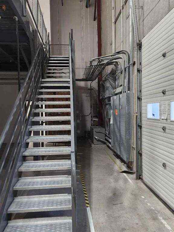 MLS® A2191924 - 2150 29 Street NE in Sunridge Calgary, Commercial