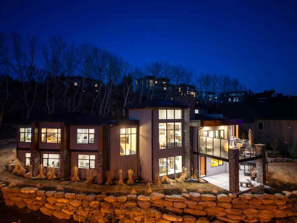 MLS® A2191992 - 2850 77 Street SW in Springbank Hill Calgary, Residential