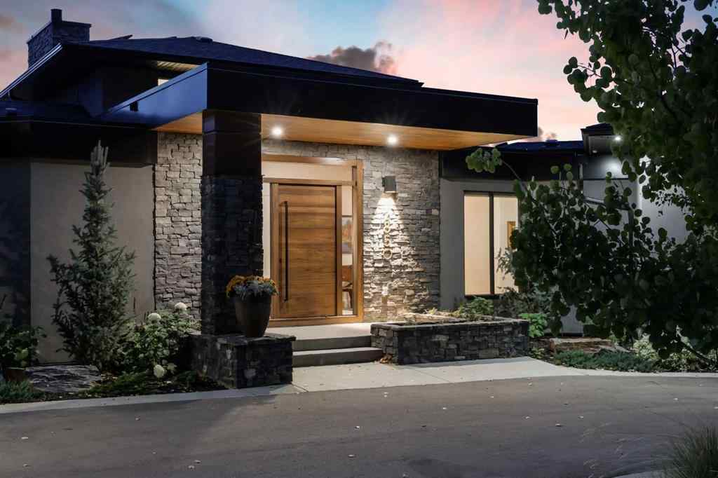 MLS® A2191992 - 2850 77 Street SW in Springbank Hill Calgary, Residential
