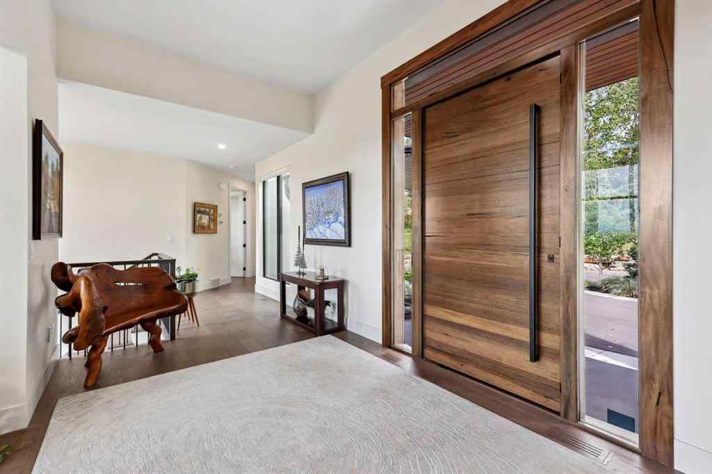 MLS® A2191992 - 2850 77 Street SW in Springbank Hill Calgary, Residential