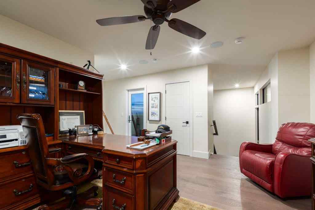 MLS® A2191992 - 2850 77 Street SW in Springbank Hill Calgary, Residential