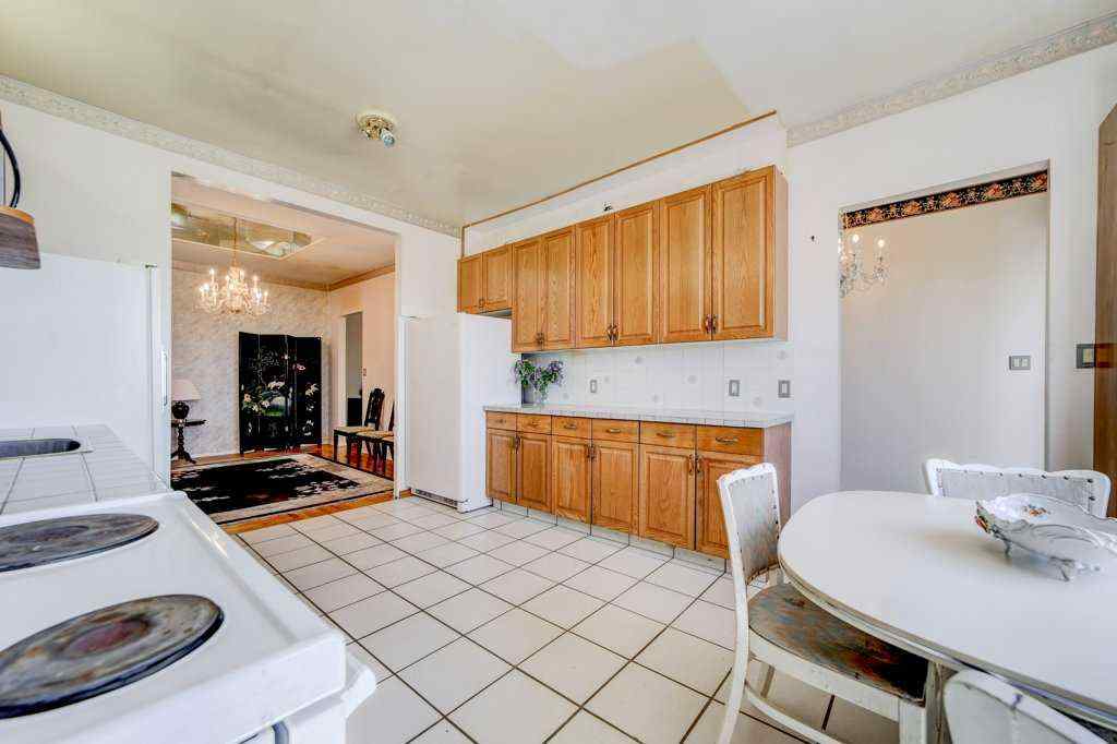 MLS® A2192041 - 208 RAILWAY Street SE in NONE Milk River, Residential