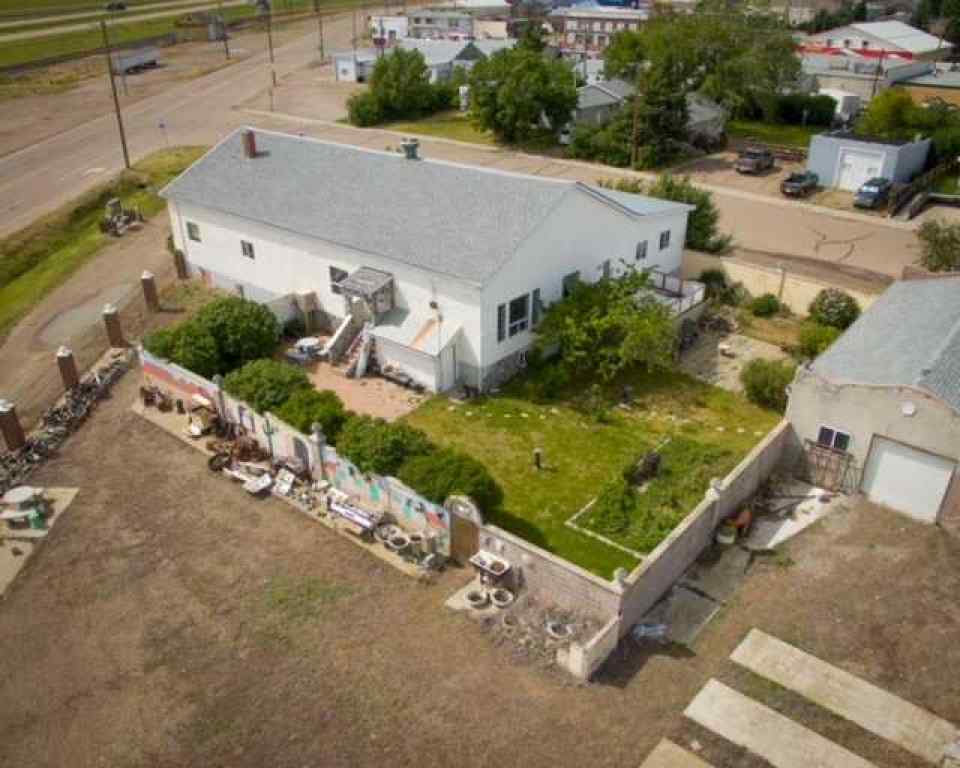 MLS® A2192041 - 208 RAILWAY Street SE in NONE Milk River, Residential