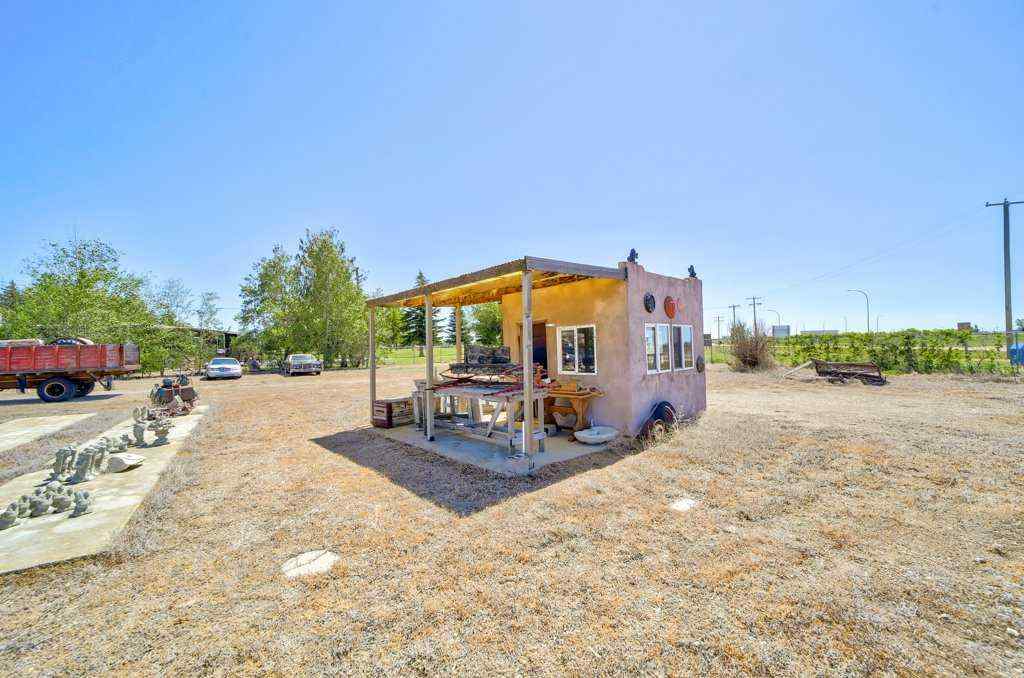 MLS® A2192041 - 208 RAILWAY Street SE in NONE Milk River, Residential