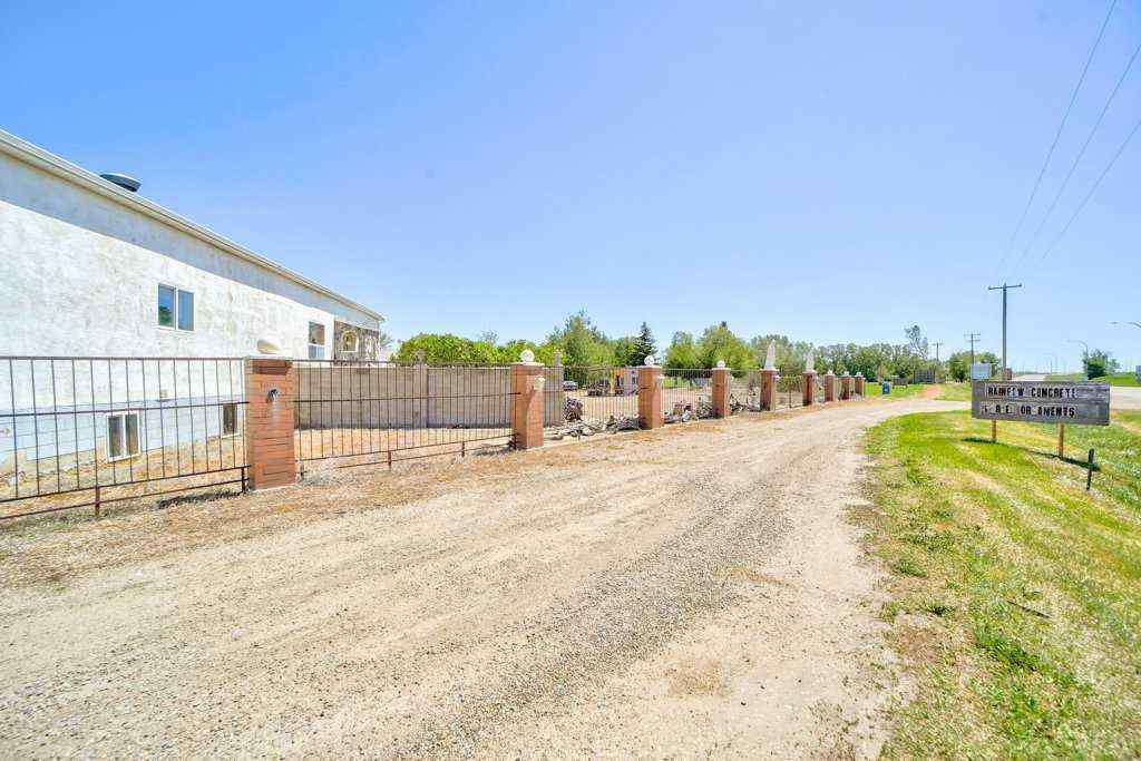 MLS® A2192041 - 208 RAILWAY Street SE in NONE Milk River, Residential