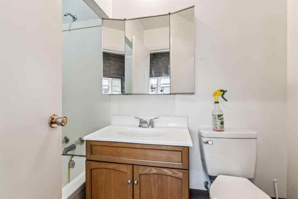 MLS® A2192411 - 14 Railway Avenue S in NONE Lomond, Commercial