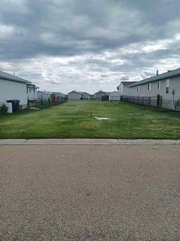 MLS® A2192454 - 5 BAYWOOD Place  in Lighthouse Point Sylvan Lake, Land