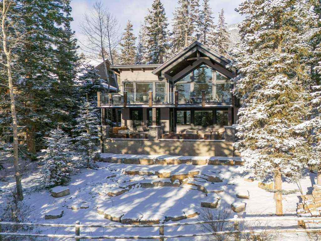 MLS® A2192481 - 137 Silvertip Ridge  in Silvertip Canmore, Residential