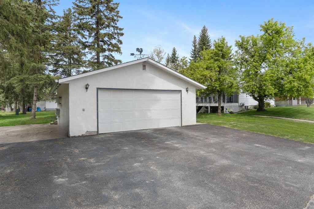 MLS® A2192613 - 3 Chickadee Drive  in NONE Whitecourt, Residential