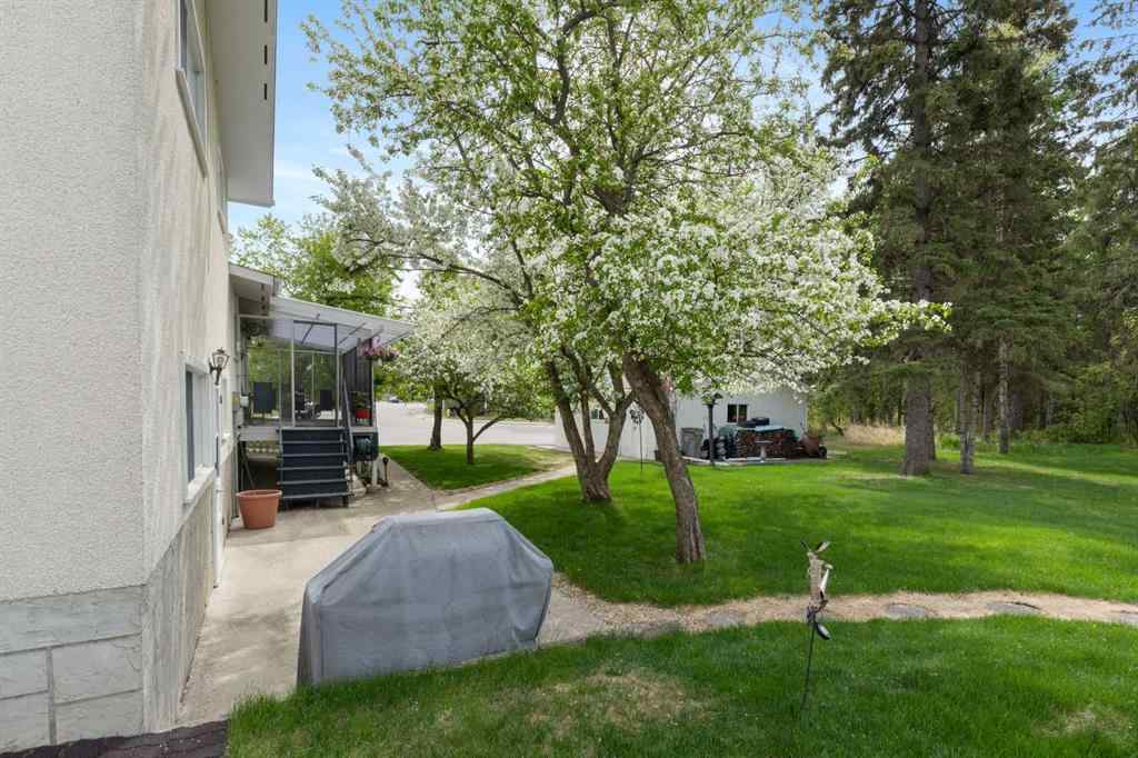 MLS® A2192613 - 3 Chickadee Drive  in NONE Whitecourt, Residential
