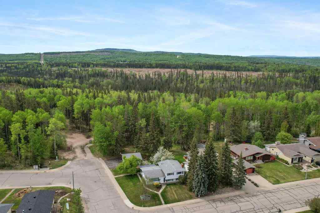 MLS® A2192613 - 3 Chickadee Drive  in NONE Whitecourt, Residential