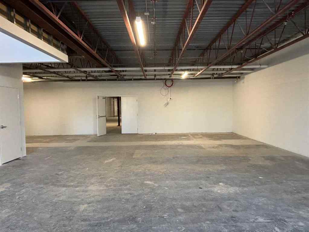 MLS® A2192943 - 1219 38 Avenue NE in McCall Calgary, Commercial