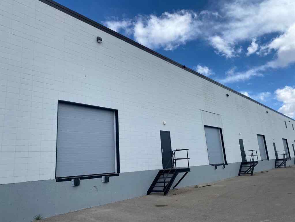 MLS® A2192943 - 1219 38 Avenue NE in McCall Calgary, Commercial