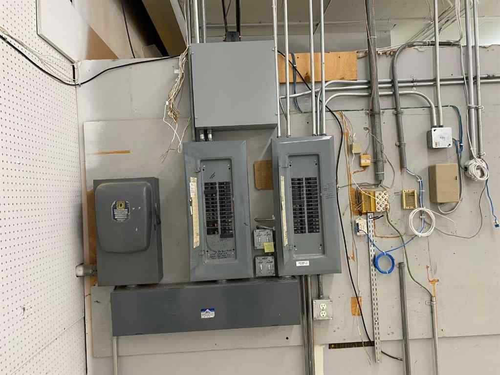 MLS® A2193104 - 5016 50 Street  in NONE Eckville, Commercial