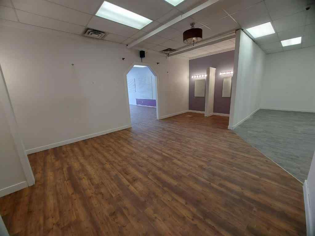 MLS® A2193143 - Unit #7 4801 51 Avenue  in Downtown Red Deer Red Deer, Commercial