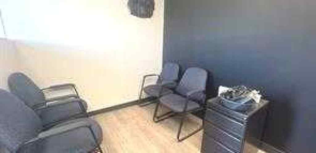 MLS® A2193169 - Unit #108 & 107 3208 8 Avenue NE in Franklin Calgary, Commercial