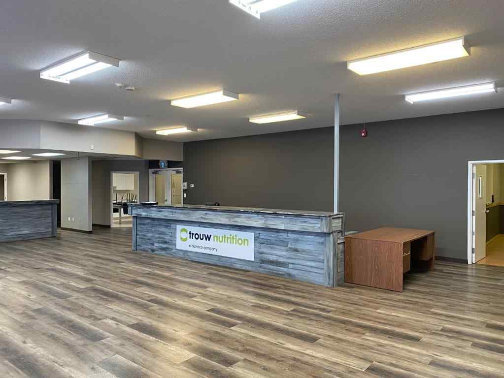 MLS® A2193214 - 6701 & 6705 44 Avenue   in Froman Industrial Park Ponoka, Commercial