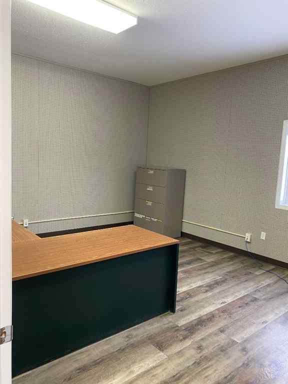 MLS® A2193214 - 6701 & 6705 44 Avenue   in Froman Industrial Park Ponoka, Commercial