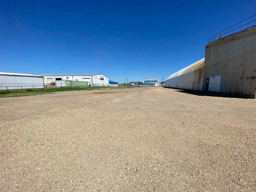 MLS® A2193214 - 6701 & 6705 44 Avenue   in Froman Industrial Park Ponoka, Commercial