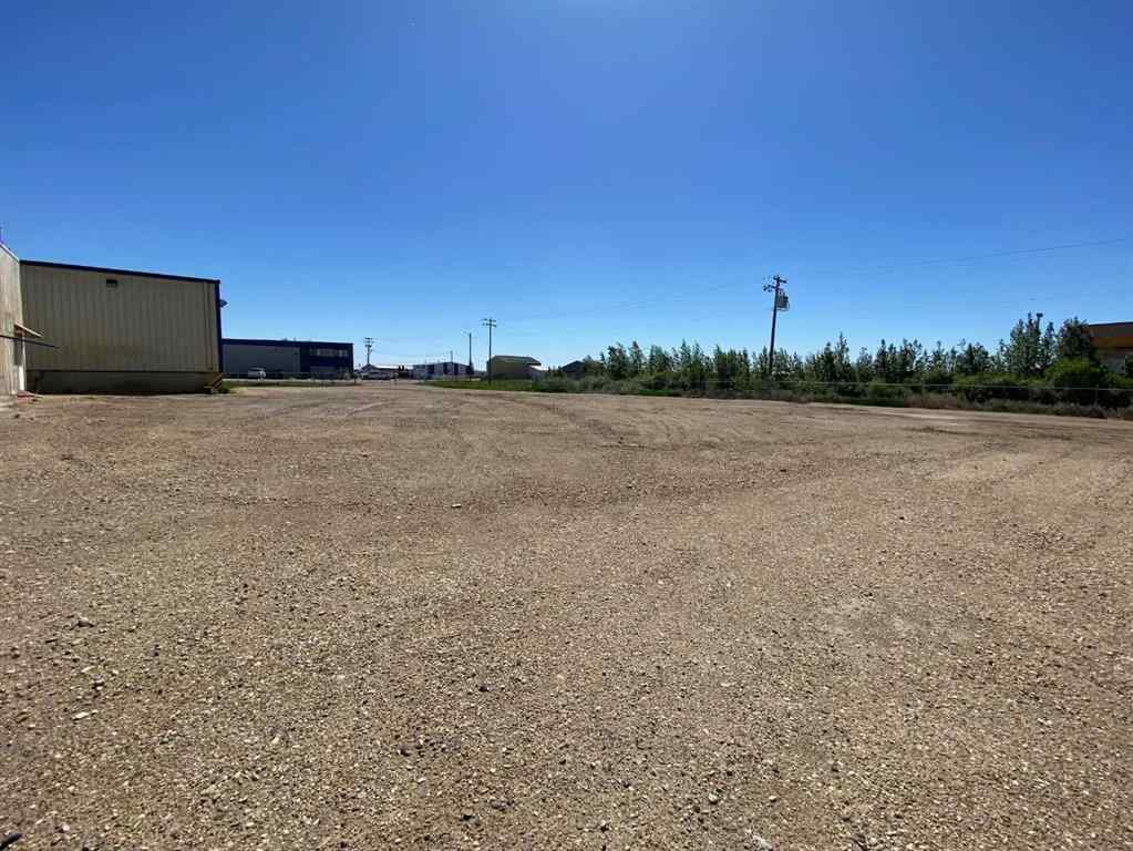 MLS® A2193214 - 6701 & 6705 44 Avenue   in Froman Industrial Park Ponoka, Commercial