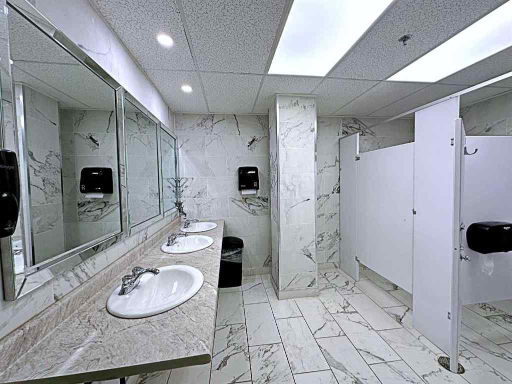 MLS® A2193314 - Unit #Lower 10006 MacDonald Avenue  in Downtown Fort McMurray, Commercial
