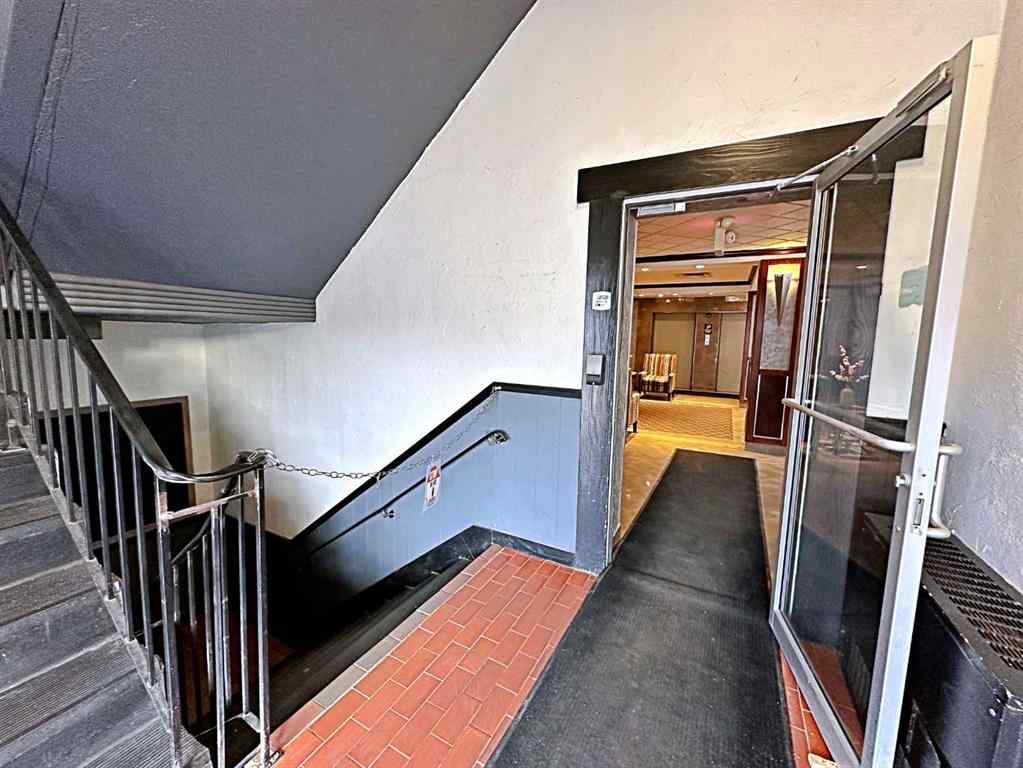 MLS® A2193314 - Unit #Lower 10006 MacDonald Avenue  in Downtown Fort McMurray, Commercial