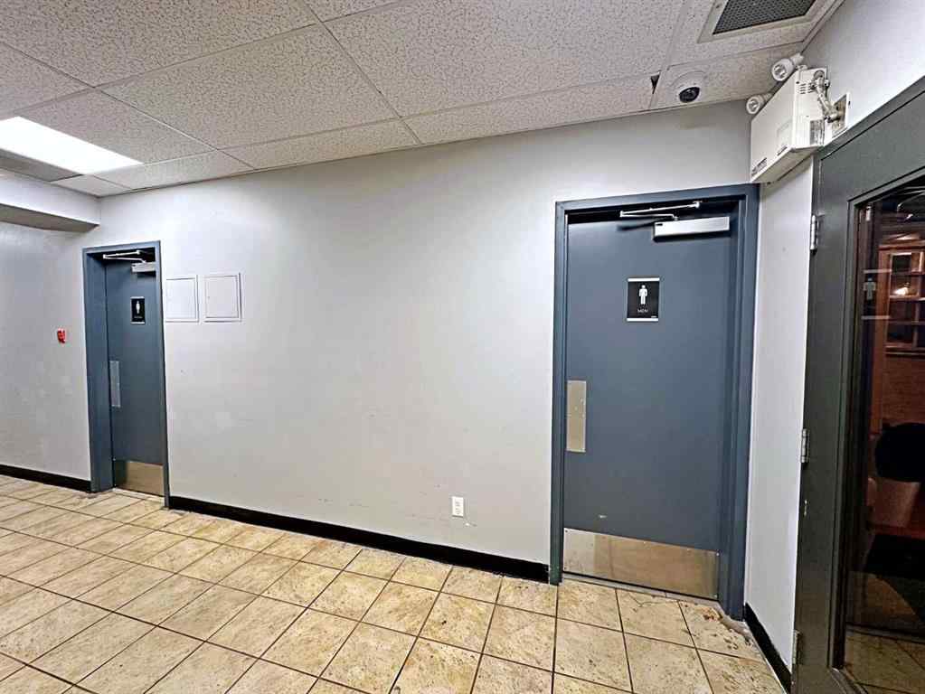 MLS® A2193314 - Unit #Lower 10006 MacDonald Avenue  in Downtown Fort McMurray, Commercial