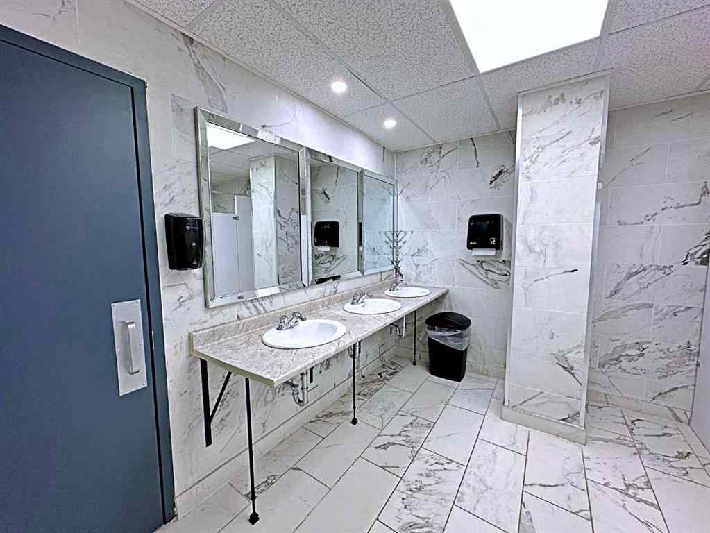 MLS® A2193314 - Unit #Lower 10006 MacDonald Avenue  in Downtown Fort McMurray, Commercial