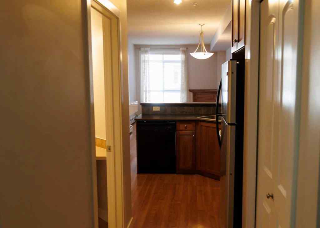 MLS® A2193597 - Unit #206 323 18 Avenue SW in Mission Calgary, Residential