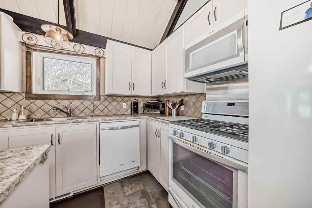MLS® A2193625 - 3 Kaylee Crescent  in NONE White Sands, Residential
