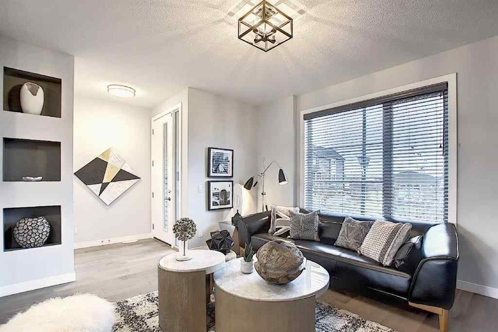 MLS® A2193822 - 322 Sundown Road  in Sunset Ridge Cochrane, Residential