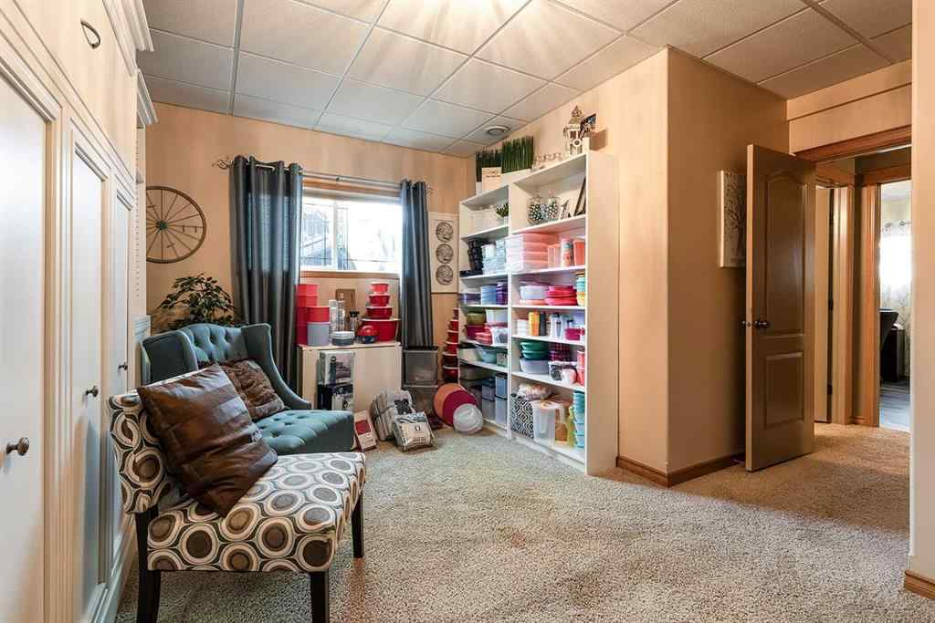 MLS® A2194081 - 306 2 Avenue E in NONE Oyen, Residential