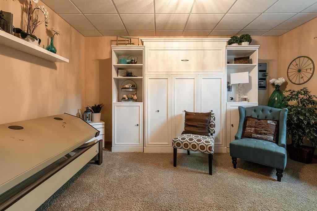 MLS® A2194081 - 306 2 Avenue E in NONE Oyen, Residential